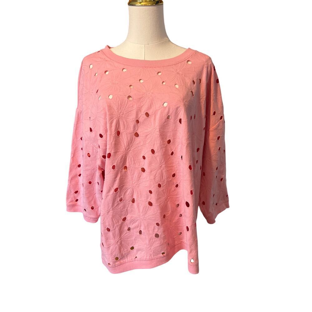 Ann Taylor LOFT Pink Floral Eyelet Lightweight Shirt. Size Large